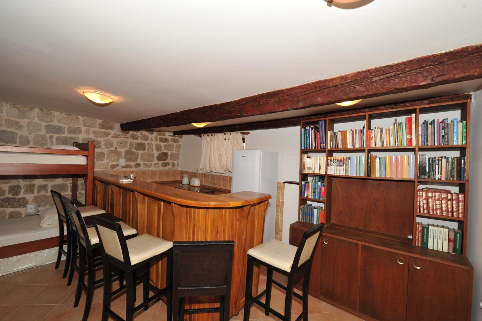 Apartments Monika Old Town Котор Экстерьер фото